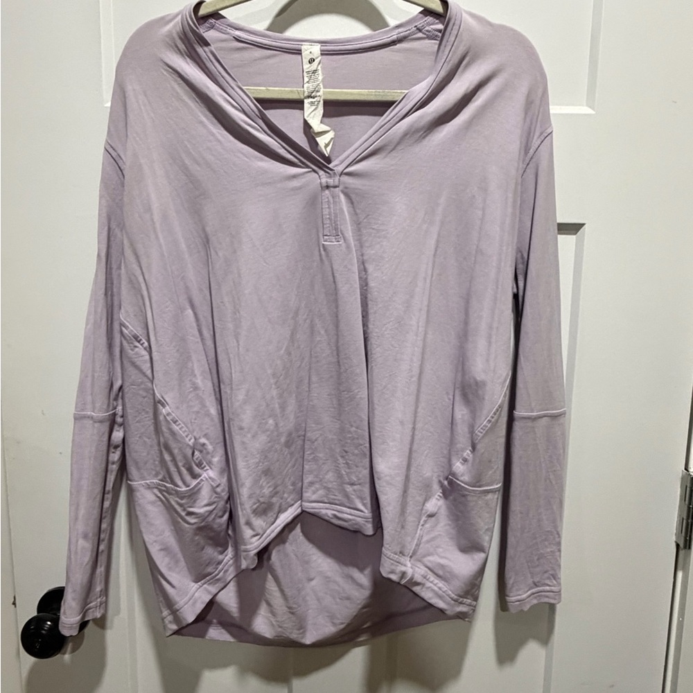 Women's Lavender Lululemon Set - Picture 2 of 4